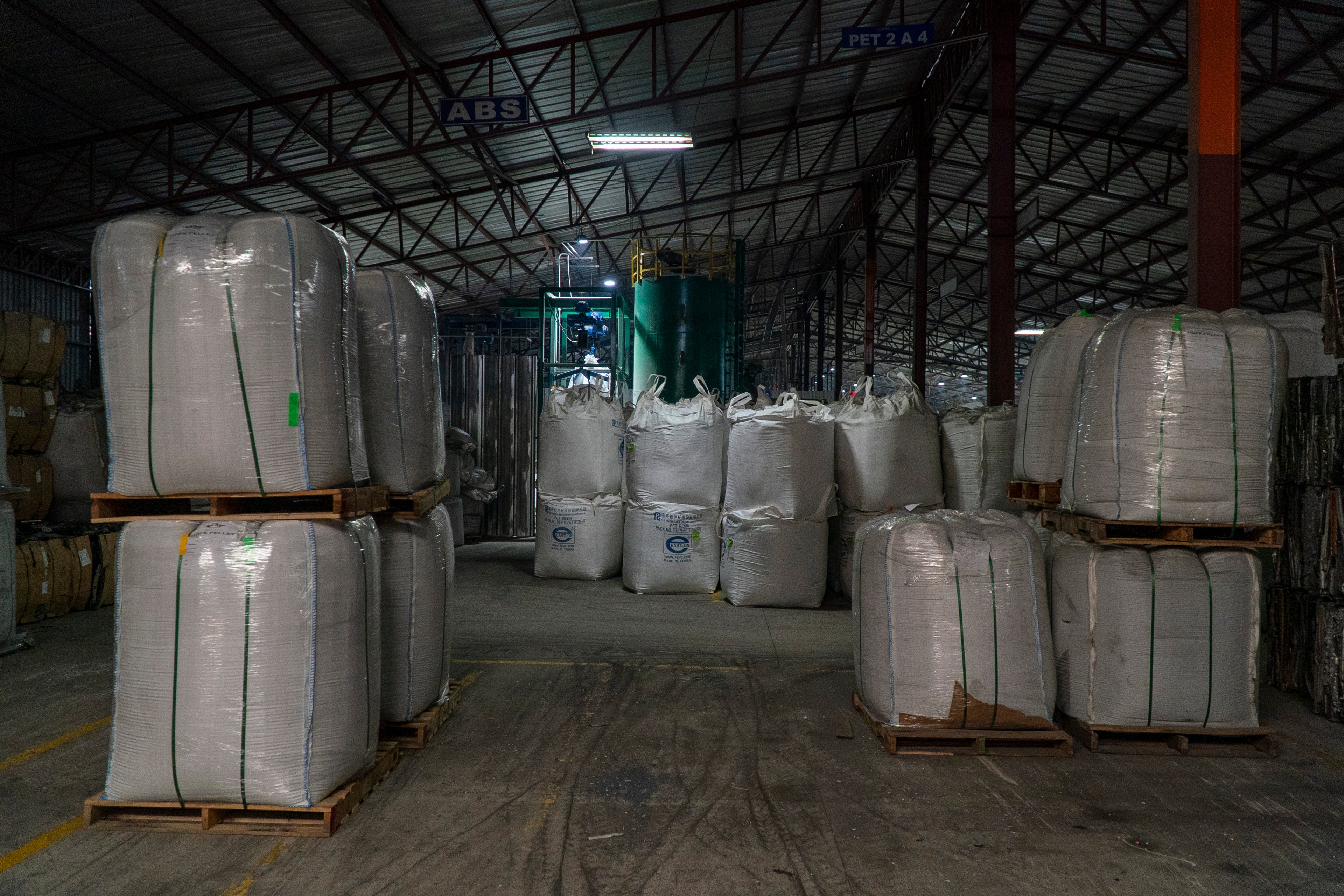 การนําเข้าพลาสติกรีไซเคิล: ความท้าทายและการเรียนรู้