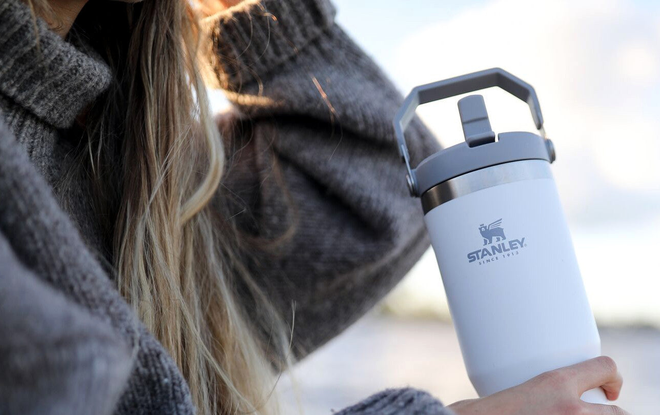 แบรนด์สามารถช่วยแก้ปัญหามหภาคของไมโครพลาสติกได้อย่างไร